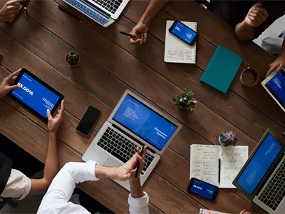 Gwisg Gyda Deunydd Myfyriol