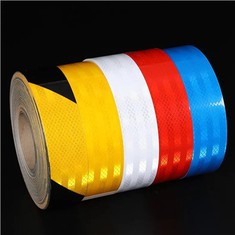 Sticeri gwrth-ddŵr Hi-Vis